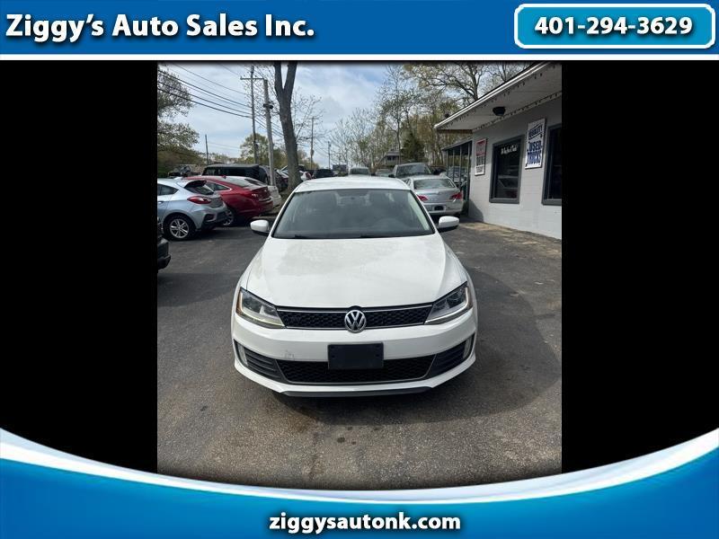 Volkswagen Jetta 1.4T S 6A 2017