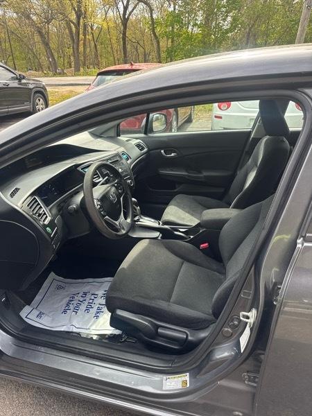 Honda Civic LX Sedan 5-Speed AT 2013