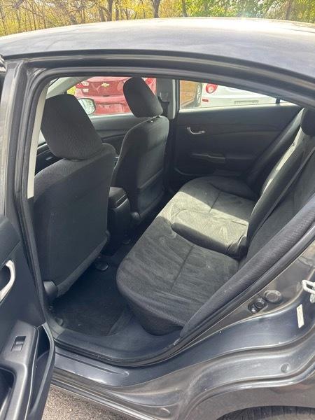 Honda Civic LX Sedan 5-Speed AT 2013