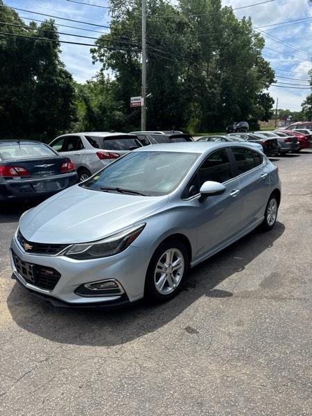 Chevrolet Cruze LT Auto Hatchback 2017