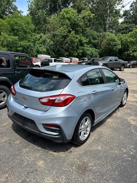 Chevrolet Cruze LT Auto Hatchback 2017