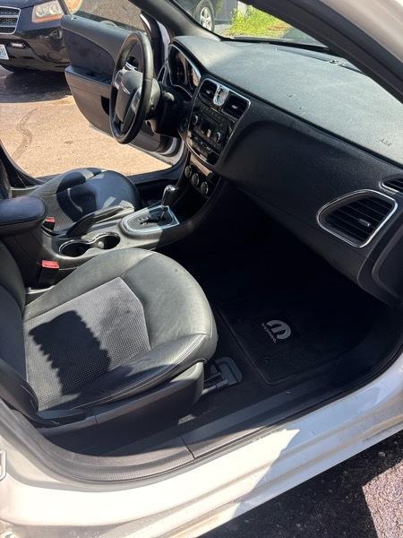 Chrysler 200 Limited 2014