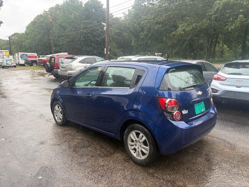 Chevrolet Sonic 2LT 5-Door 2012