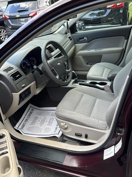 Ford Fusion I4 SE 2011