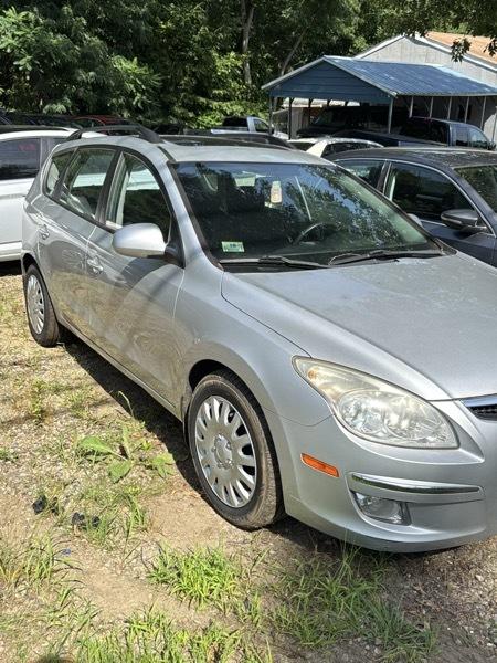 Hyundai Elantra Touring SE Manual 2010