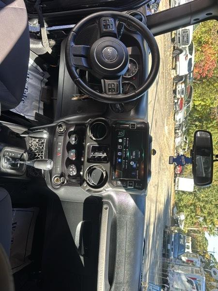 Jeep Wrangler Unlimited Sport 4WD 2016