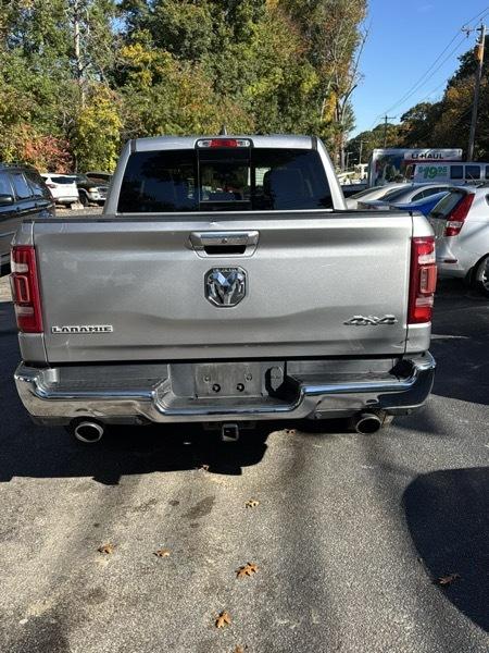 RAM 1500 Laramie Crew Cab SWB 4WD 2019