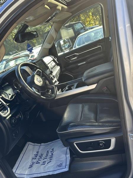 RAM 1500 Laramie Crew Cab SWB 4WD 2019