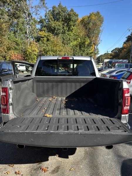 RAM 1500 Laramie Crew Cab SWB 4WD 2019
