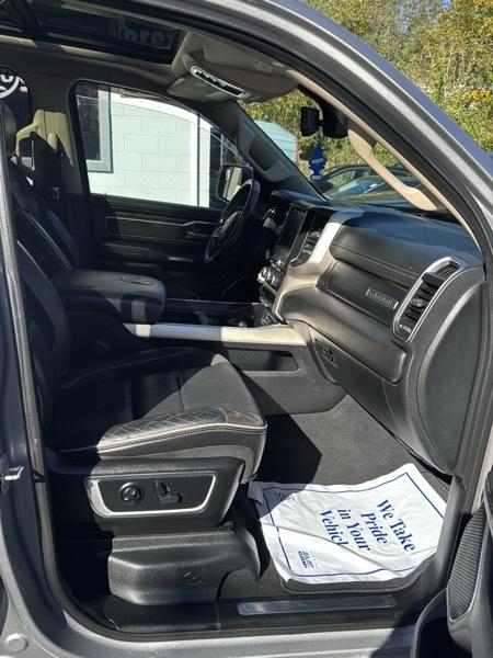 RAM 1500 Laramie Crew Cab SWB 4WD 2019