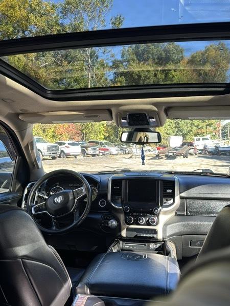 RAM 1500 Laramie Crew Cab SWB 4WD 2019