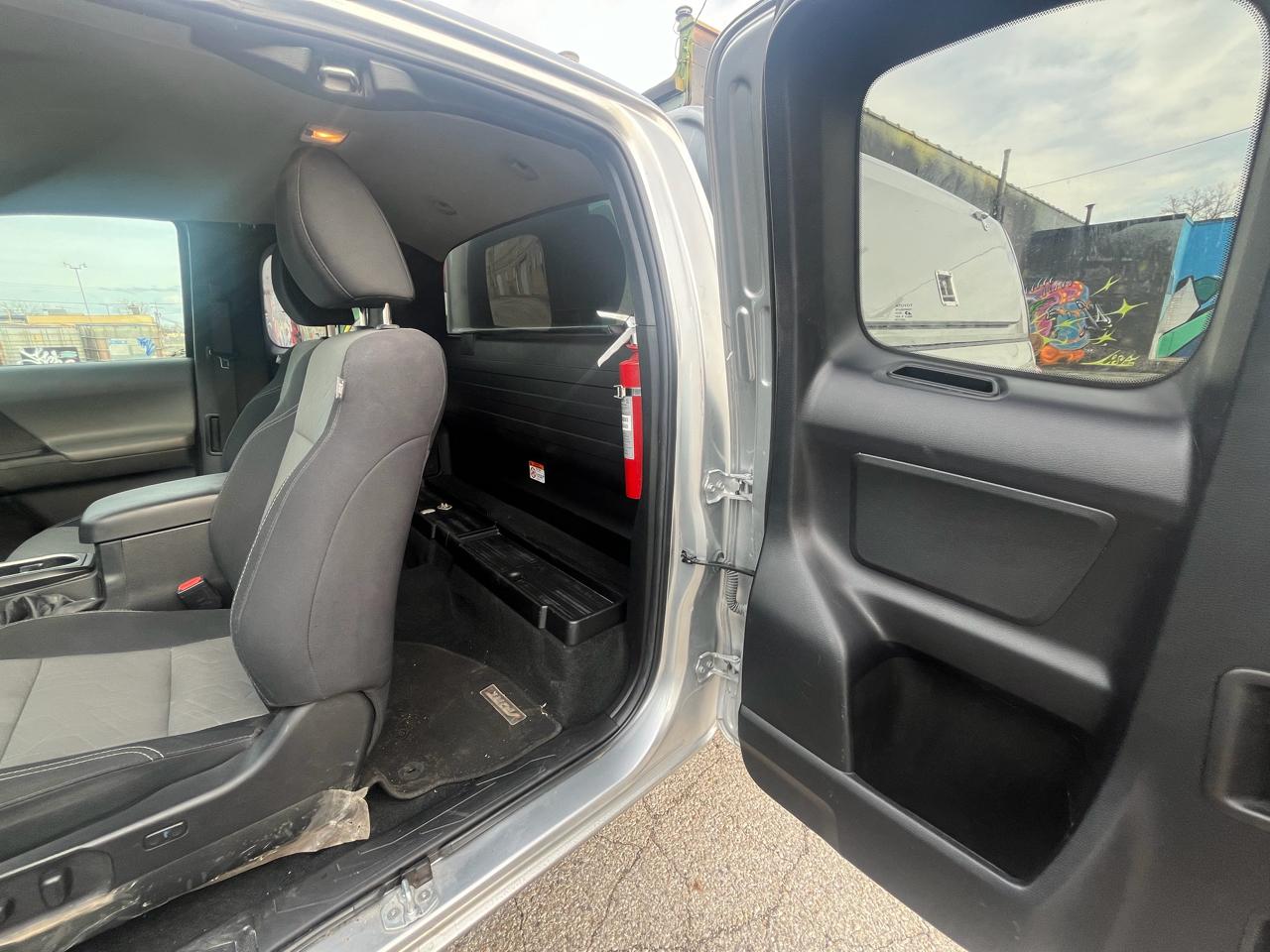 Toyota Tacoma SR5 Access Cab I4 6AT 2WD 2022
