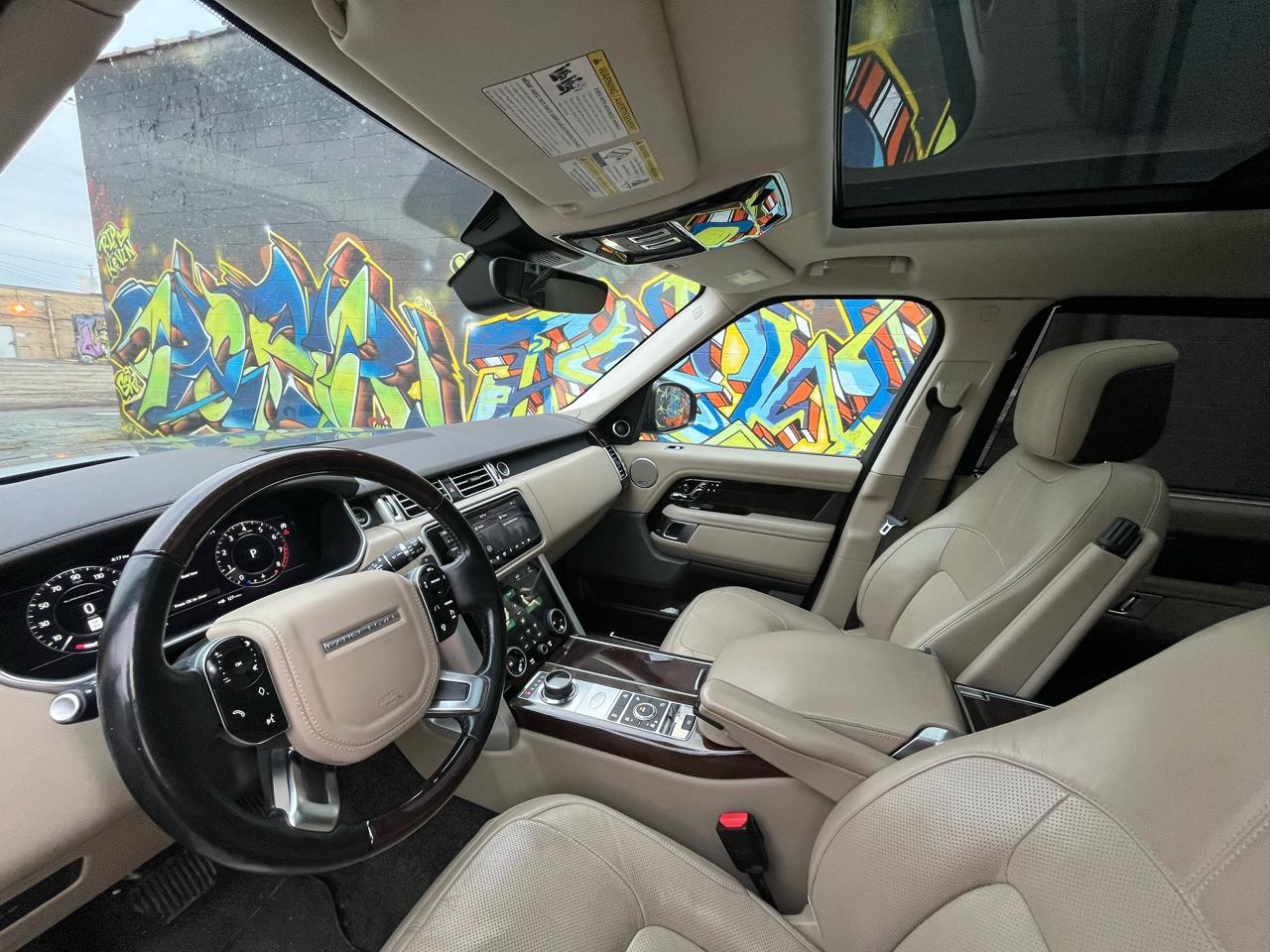 Land Rover Range Rover Supercharged LWB 2018