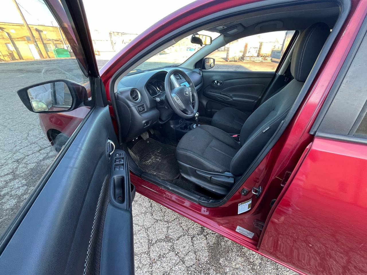 Nissan Versa 1.6 S 5M 2018
