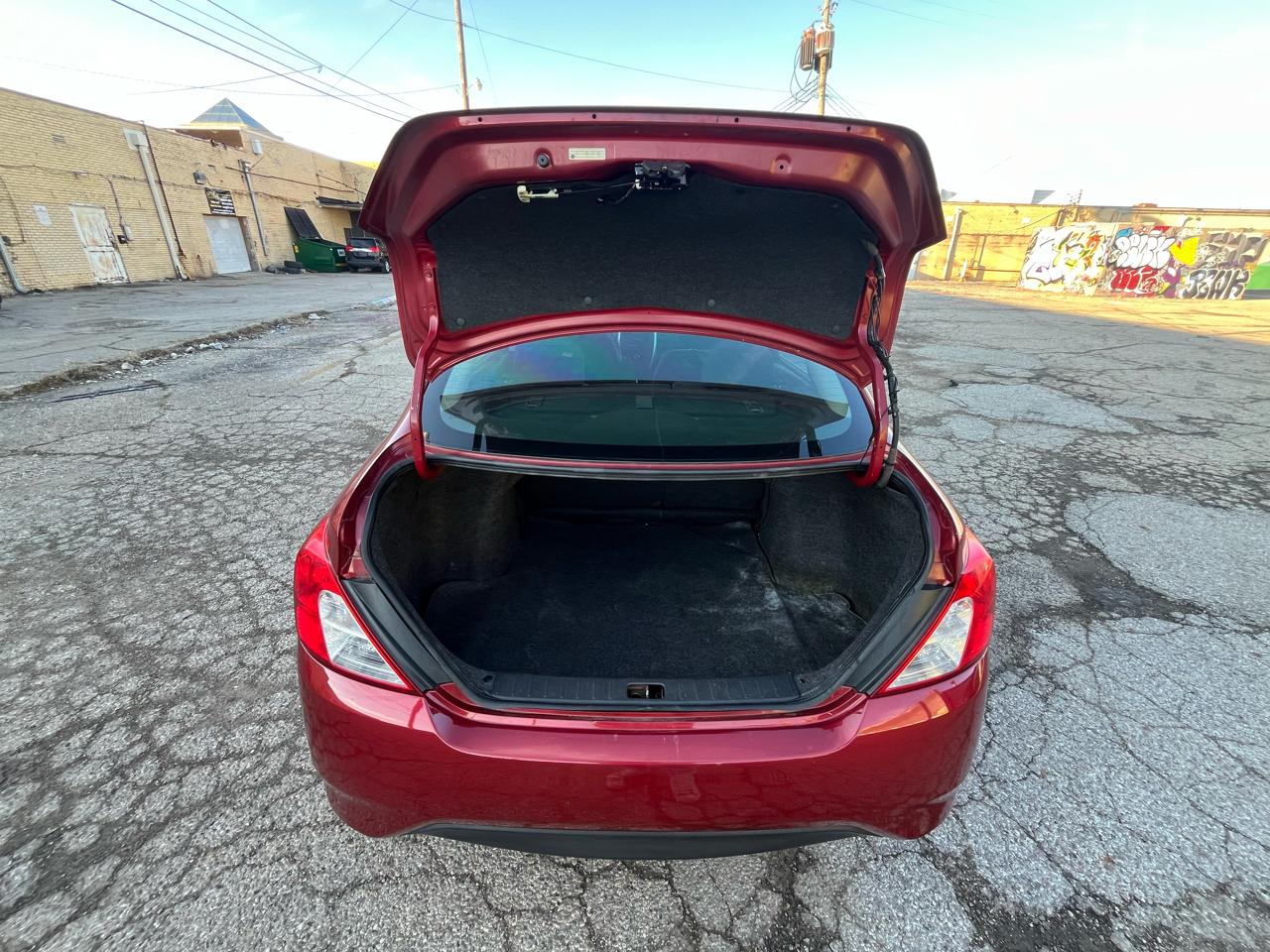 Nissan Versa 1.6 S 5M 2018