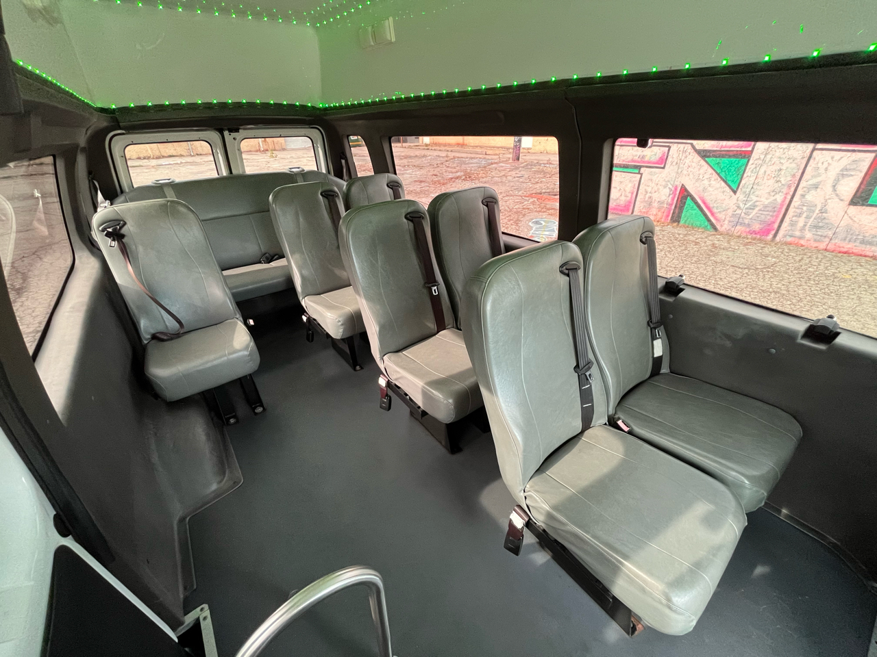 Ford Econoline E-250 Extended 2012