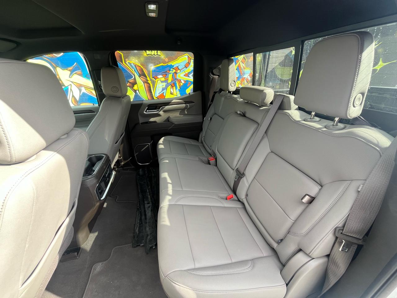 GMC Sierra 1500 SLT Crew Cab 4WD 2025