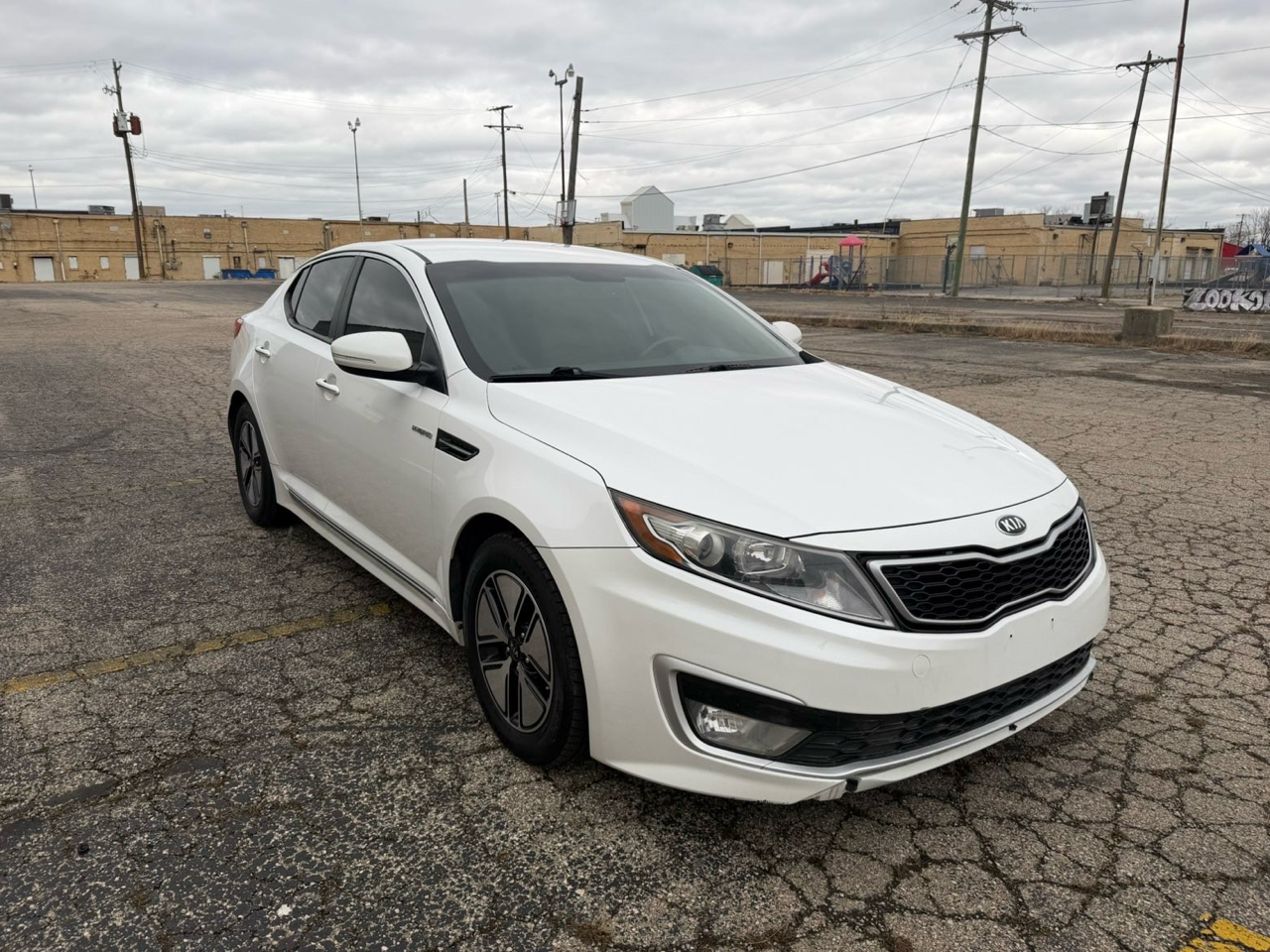 Kia Optima Hybrid LX 2013