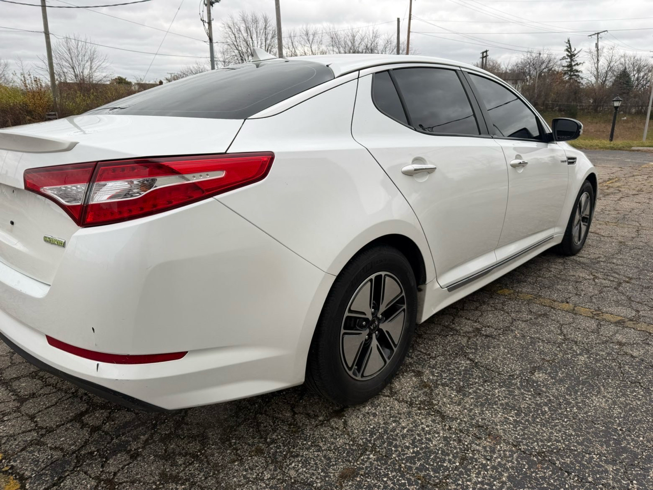 Kia Optima Hybrid LX 2013