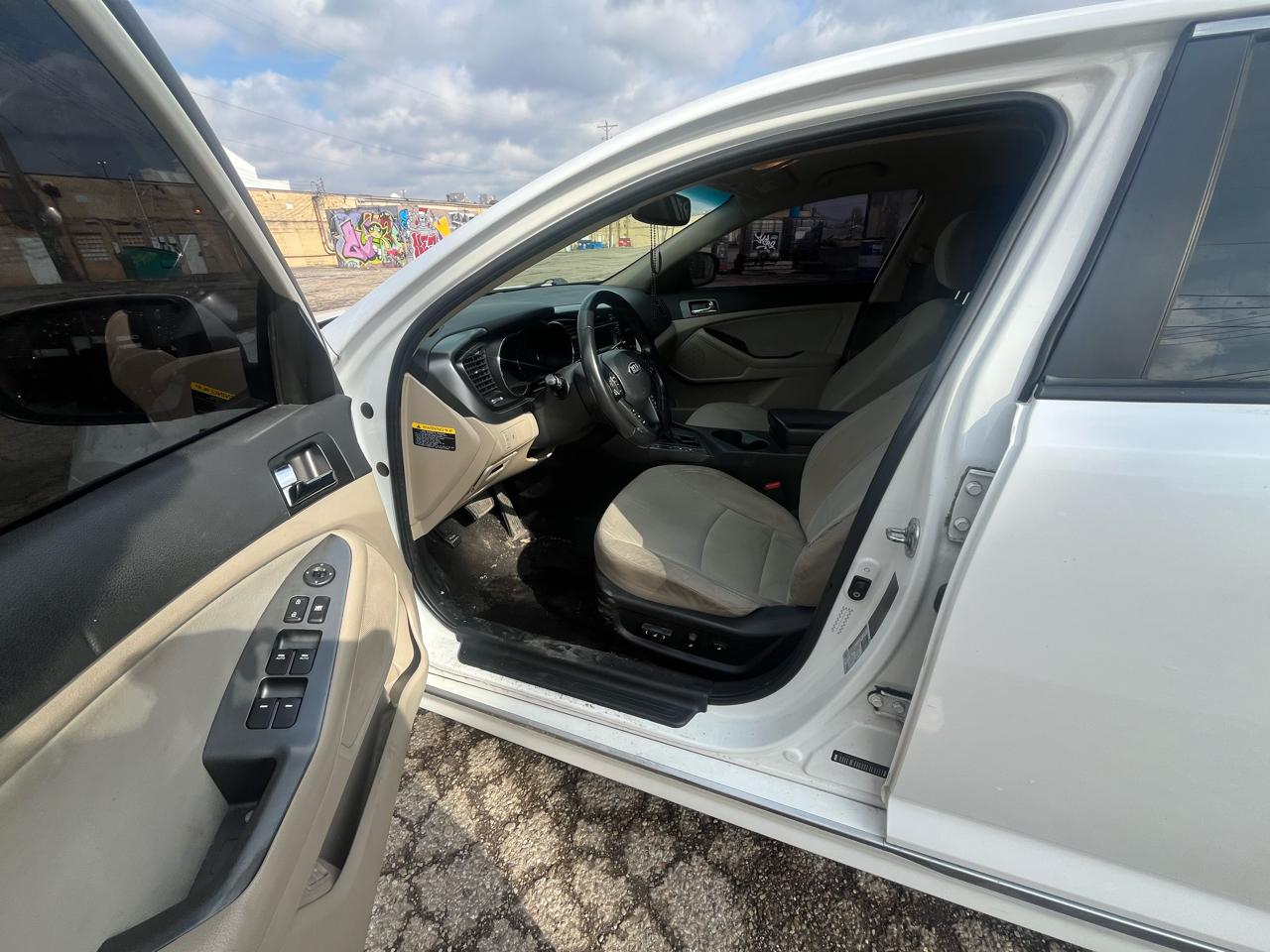 Kia Optima Hybrid LX 2013