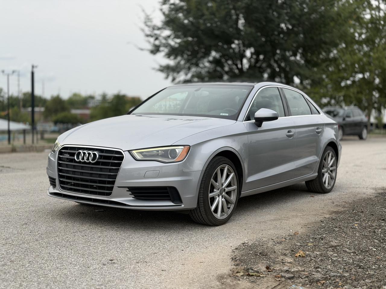Audi A3 2.0T Premium Sedan quattro S tronic 2015