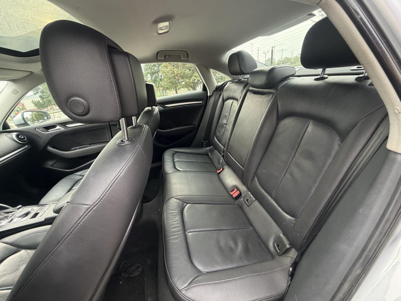 Audi A3 2.0T Premium Sedan quattro S tronic 2015
