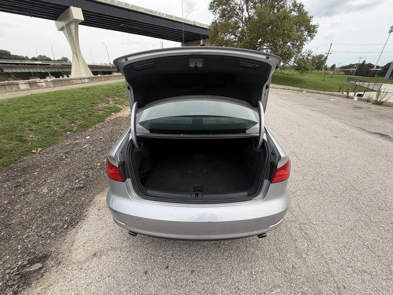 Audi A3 2.0T Premium Sedan quattro S tronic 2015