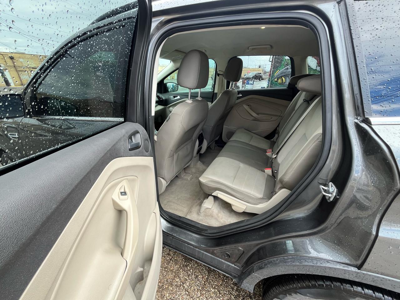 Ford Escape SE FWD 2016