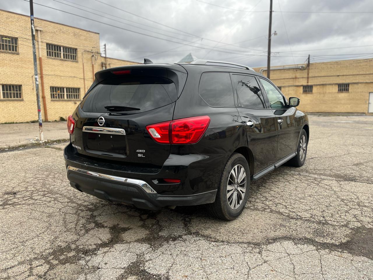 Nissan Pathfinder S 2WD 2019