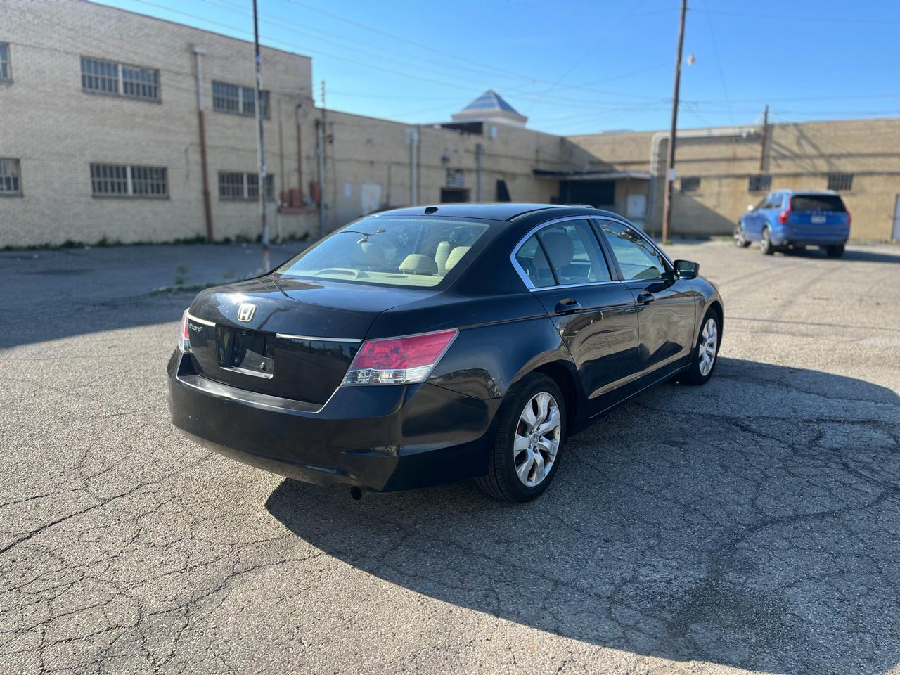 Honda Accord EX-L Sedan AT 2009