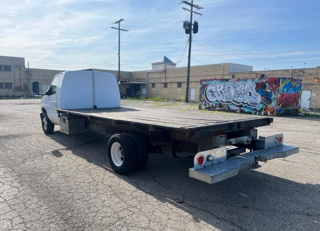 Ford Econoline E450 2011