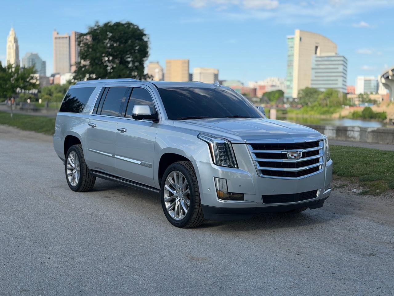 Cadillac Escalade ESV Premium 4WD 2017