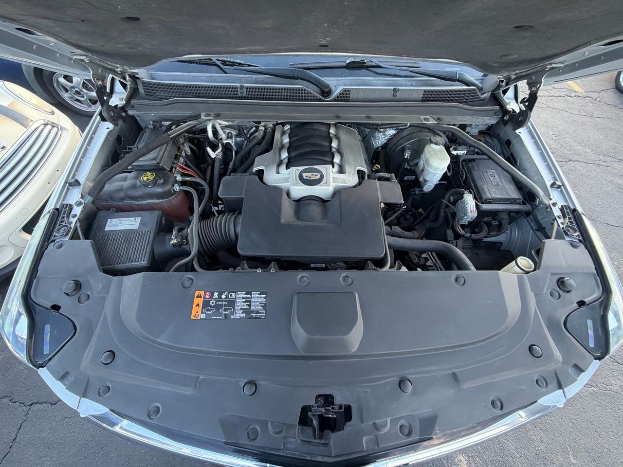 Cadillac Escalade ESV Premium 4WD 2017
