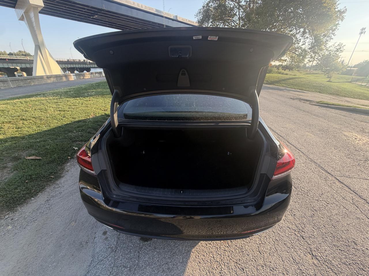 Hyundai Genesis 3.8L 2016