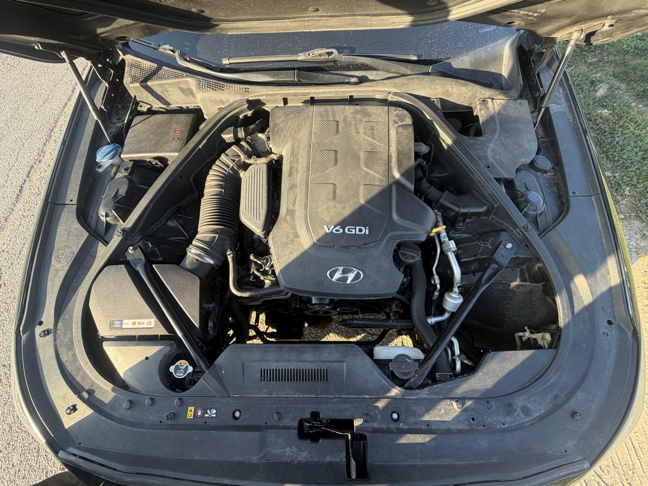 Hyundai Genesis 3.8L 2016
