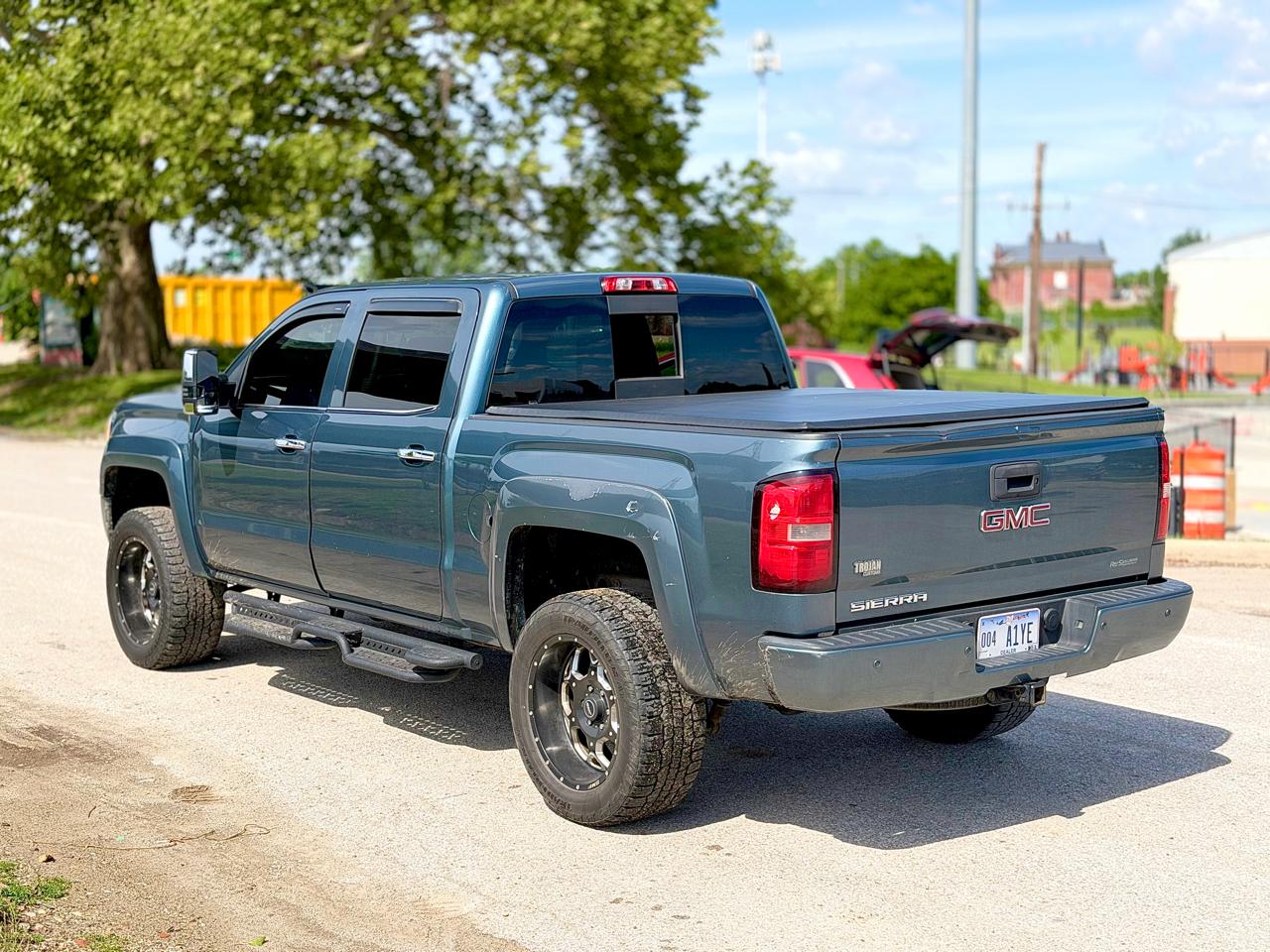 GMC Sierra 1500 SLE Crew Cab 4WD 2014