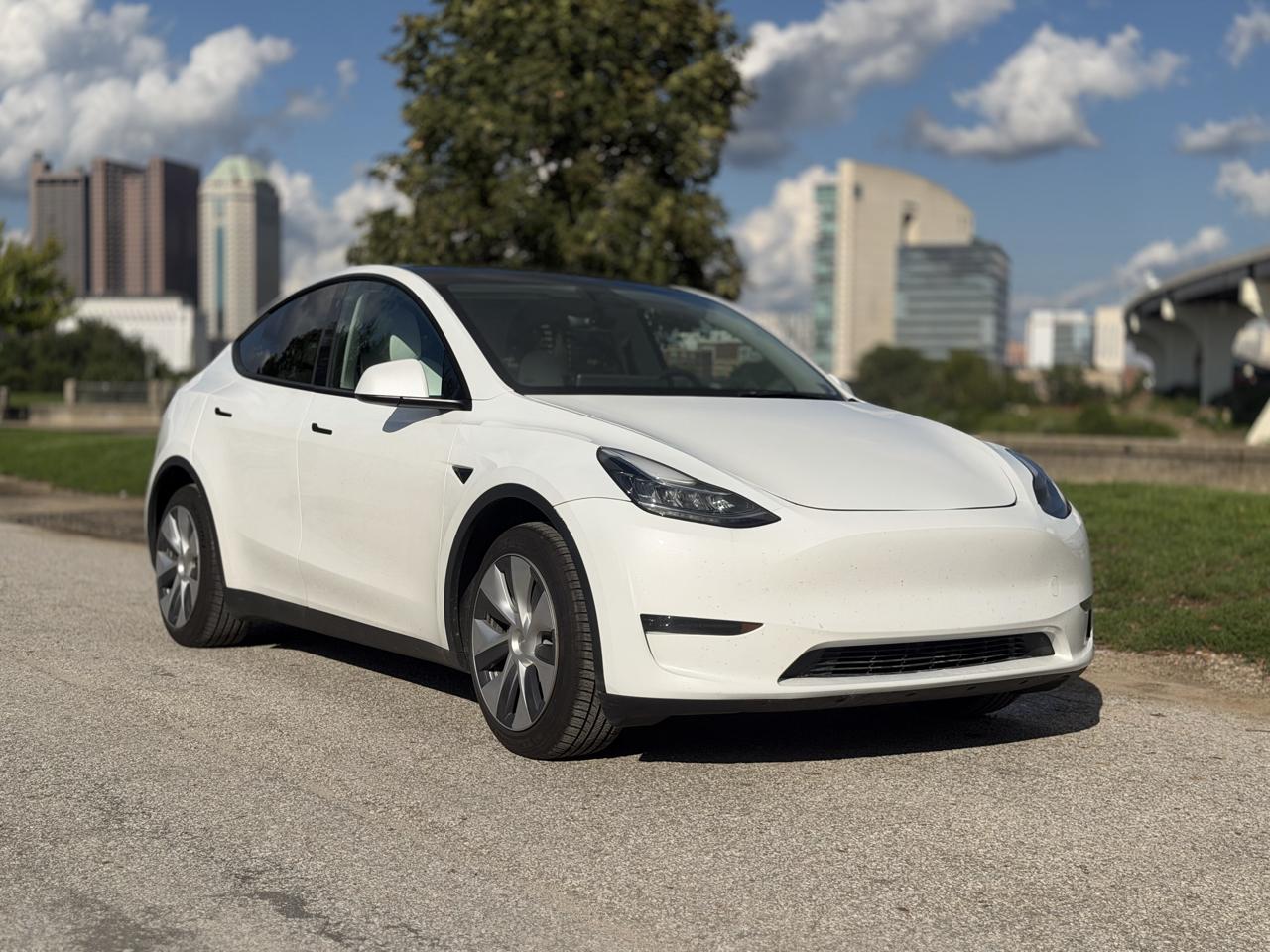 Tesla Model Y Long Range 2023