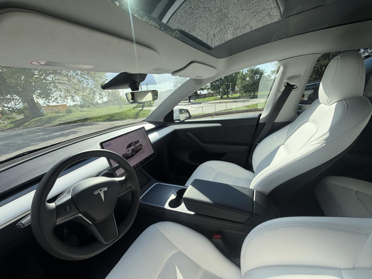 2023 Tesla Model Y Long Range photo 6