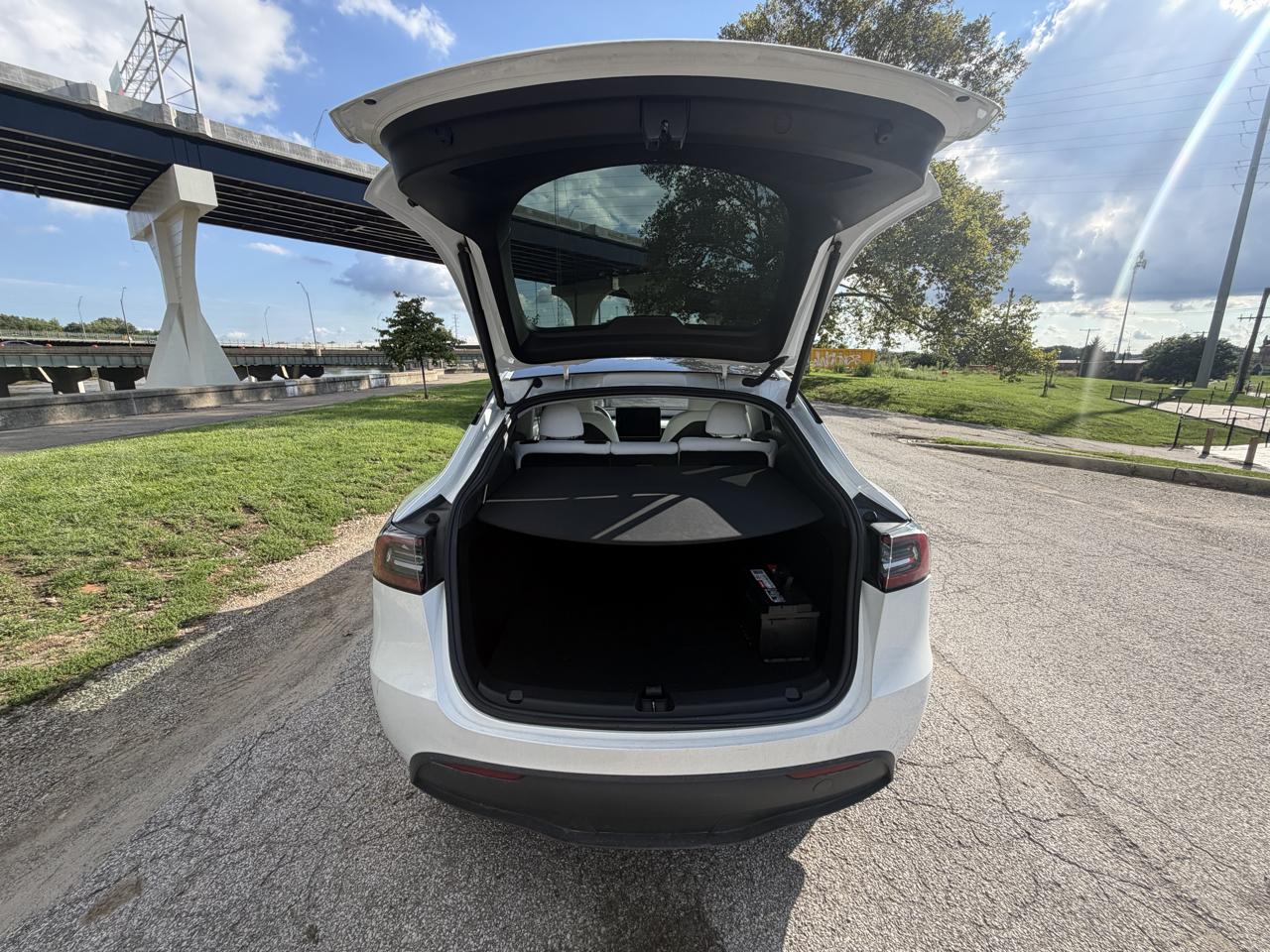 Tesla Model Y Long Range 2023