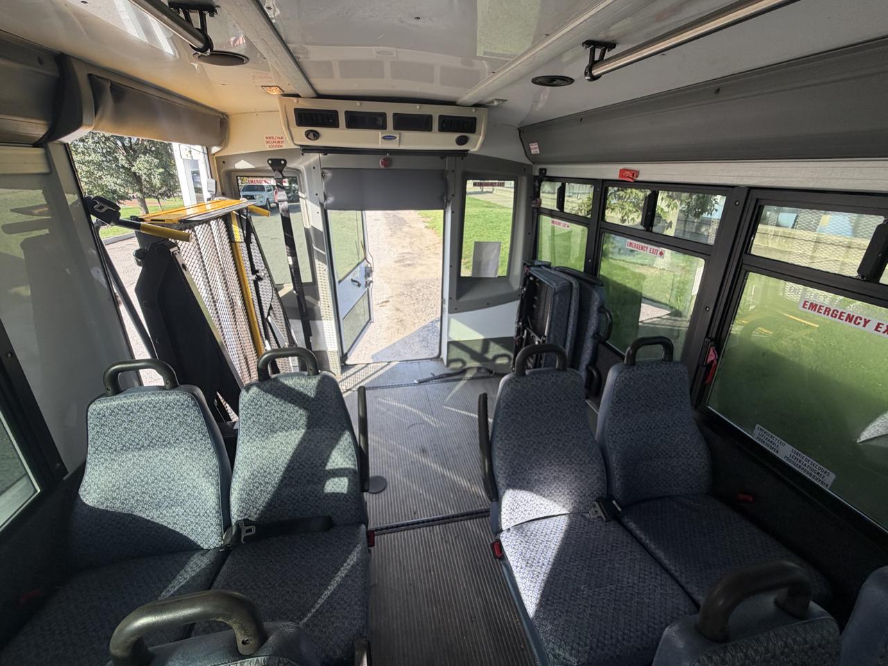 Ford Econoline E450 2010