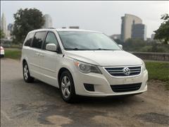 2011 Volkswagen Routan 
