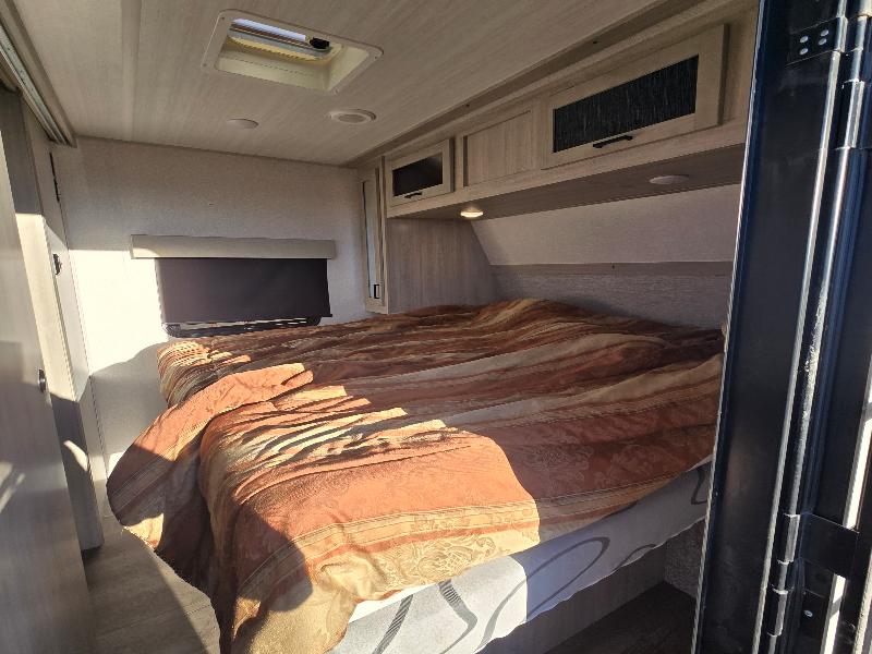 East To West Della Terra  2022