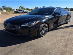 2022 Kia Stinger  2022 Kia Stinger