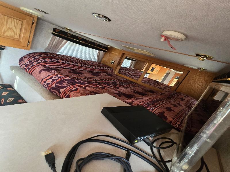 Silver Lite Roper  2001