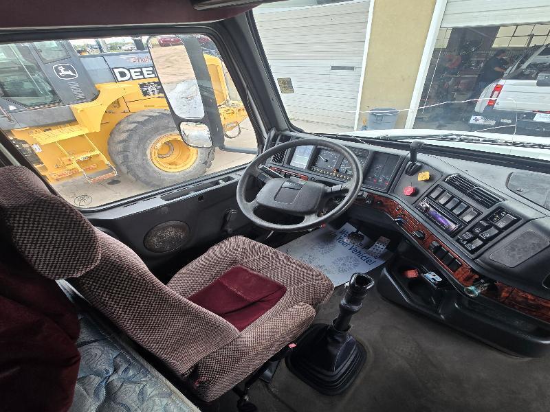 Volvo VN  1998