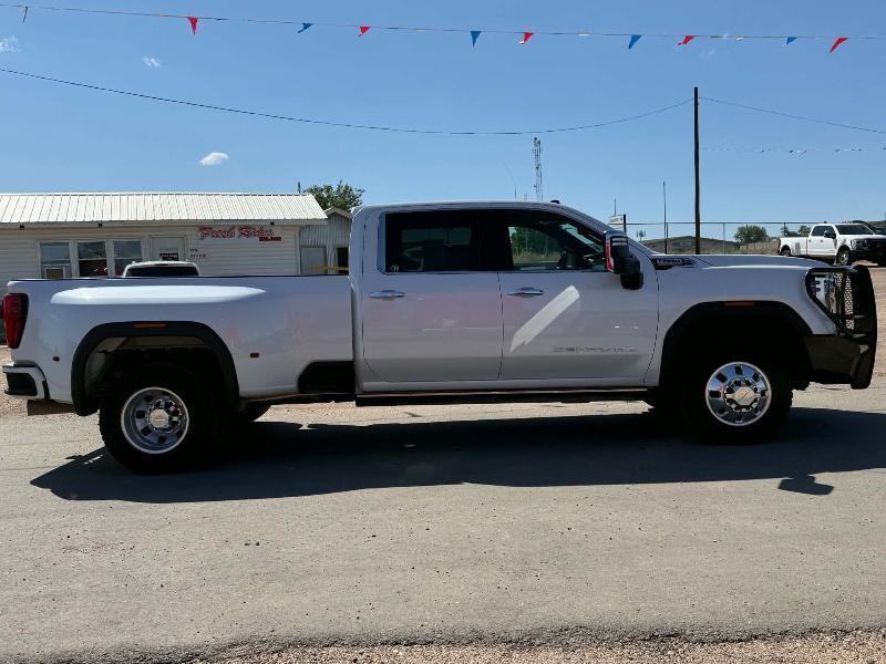 GMC Sierra 3500HD  2024