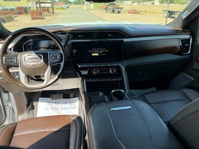 GMC Sierra 3500HD  2024