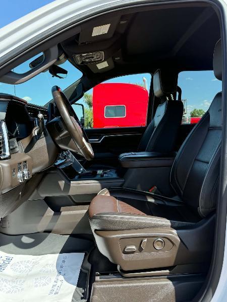 GMC Sierra 3500HD  2024