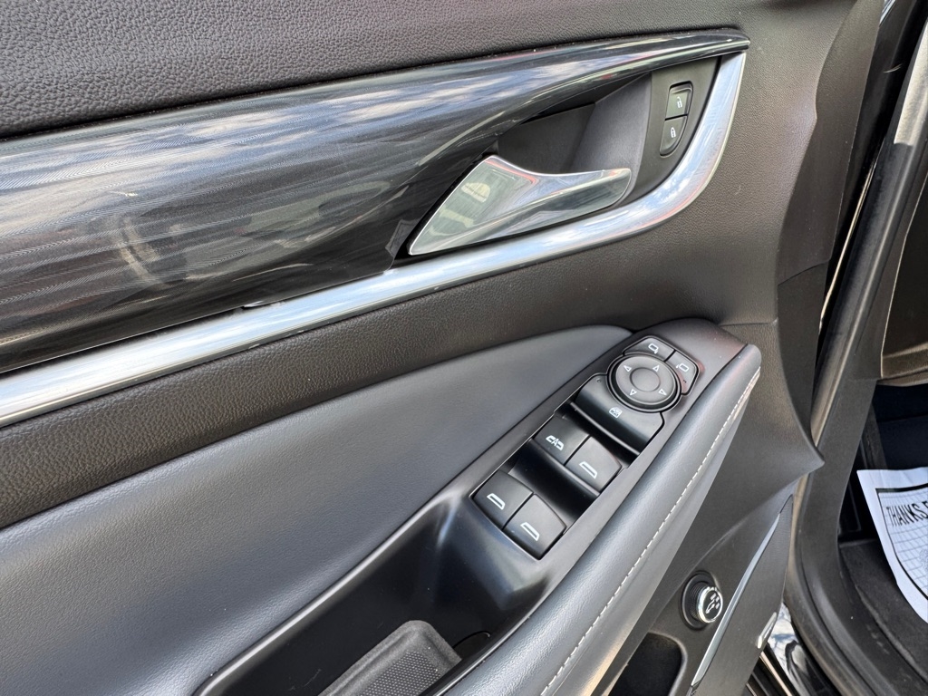 Buick Enclave  2021 Buick Enclave  2021