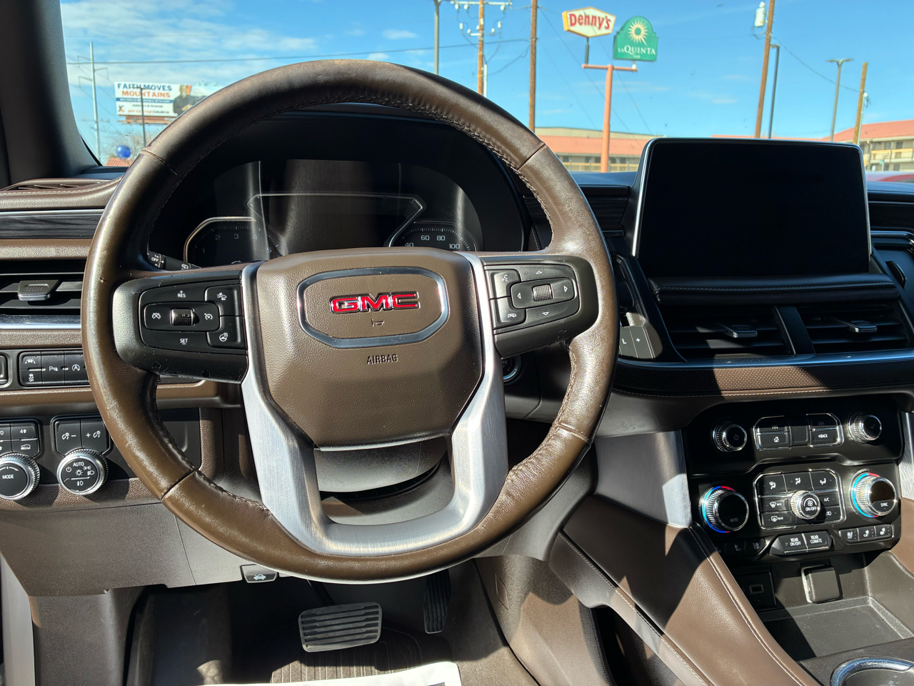 GMC Yukon XL  2021